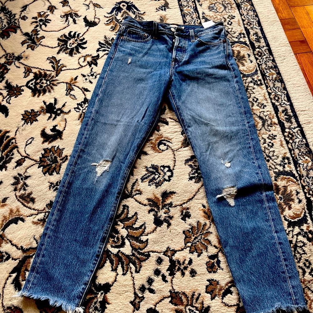 Levi’s Wedgie jeans They straight leg and comfortable fit